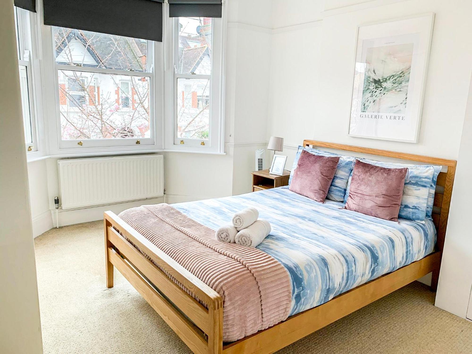 Lovely 3 Bedroom Maisonette With Private Roof Terrace In Hammersmith London Eksteriør bilde