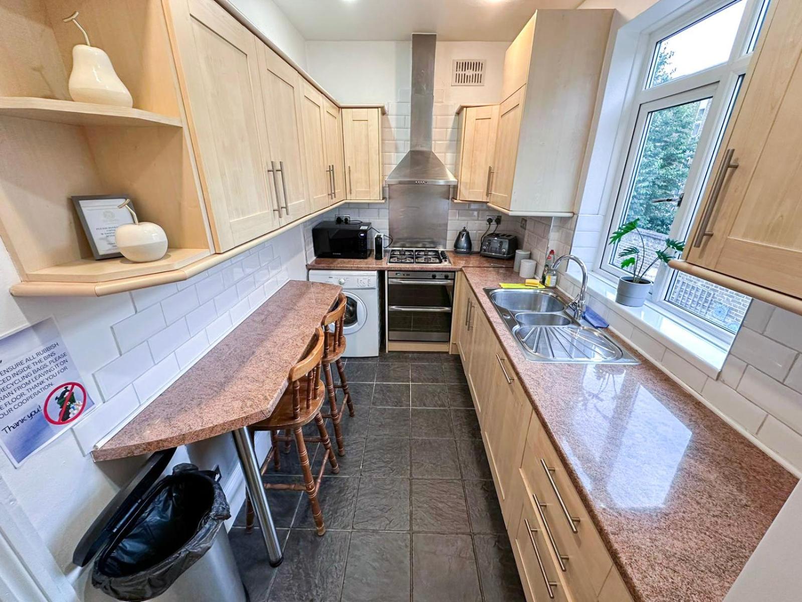 Lovely 3 Bedroom Maisonette With Private Roof Terrace In Hammersmith London Eksteriør bilde