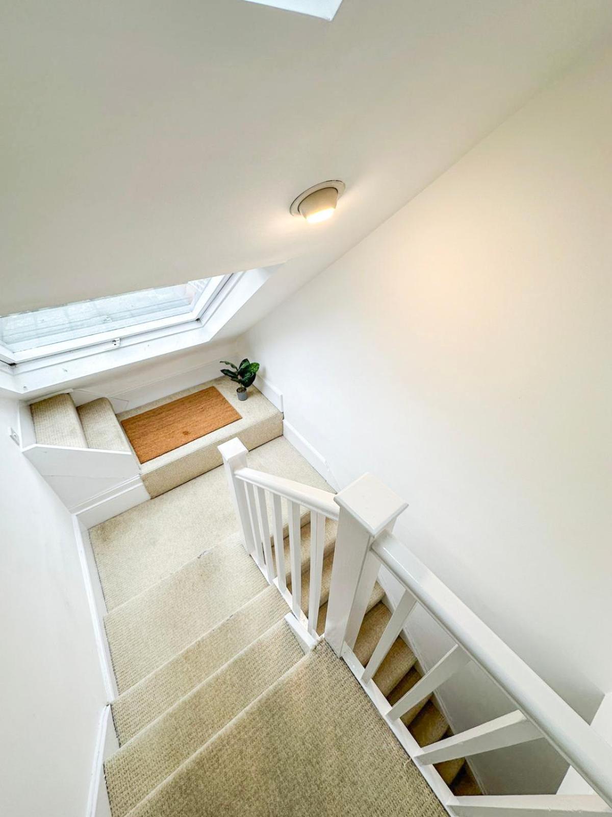 Lovely 3 Bedroom Maisonette With Private Roof Terrace In Hammersmith London Eksteriør bilde